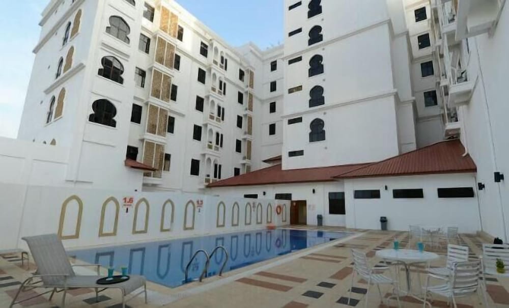 the grand puteri hotel