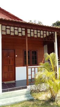 Pangkor Waterfall Beach Resort,Pangkor Island>>Ipoh,2 star