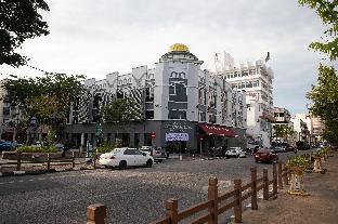 jewels hotel