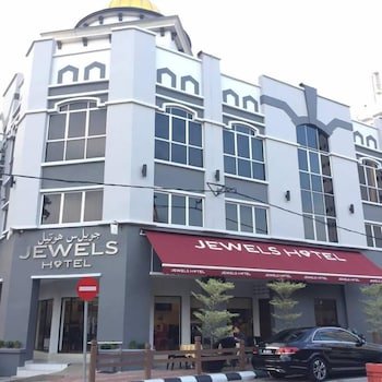 jewels hotel