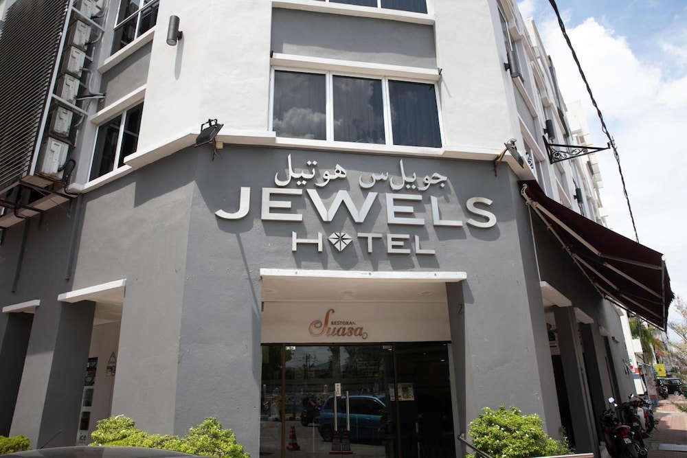 jewels hotel