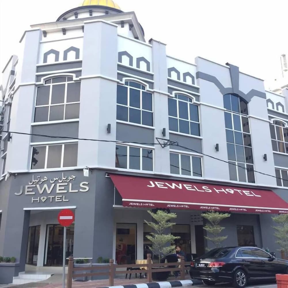 jewels hotel