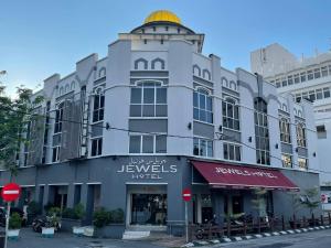 jewels hotel