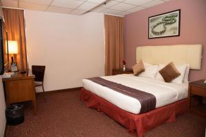 jewels hotel