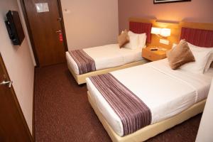 jewels hotel