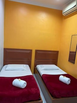 Samudera Hotel,Kampung Gong Bayor>>Besut,2 star