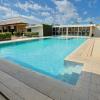 holiday suites