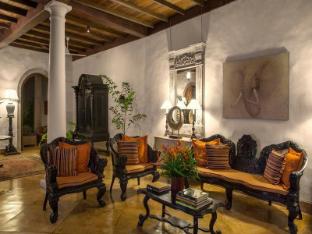 thambili house by edwards collection