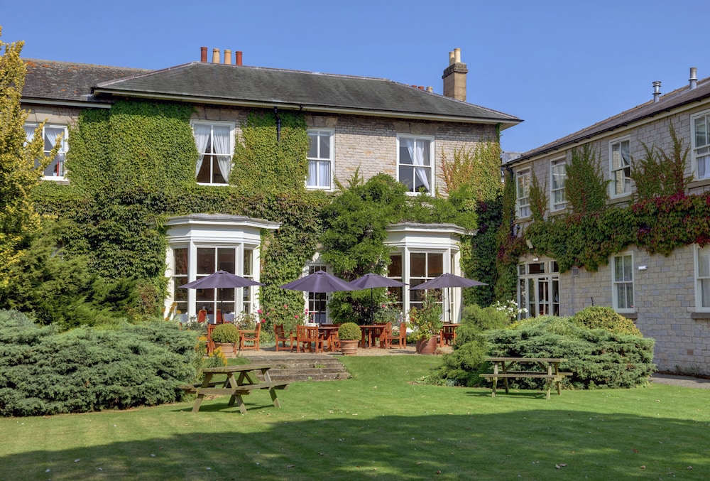 best western forest and vale hotel