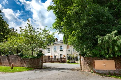 forest lodge