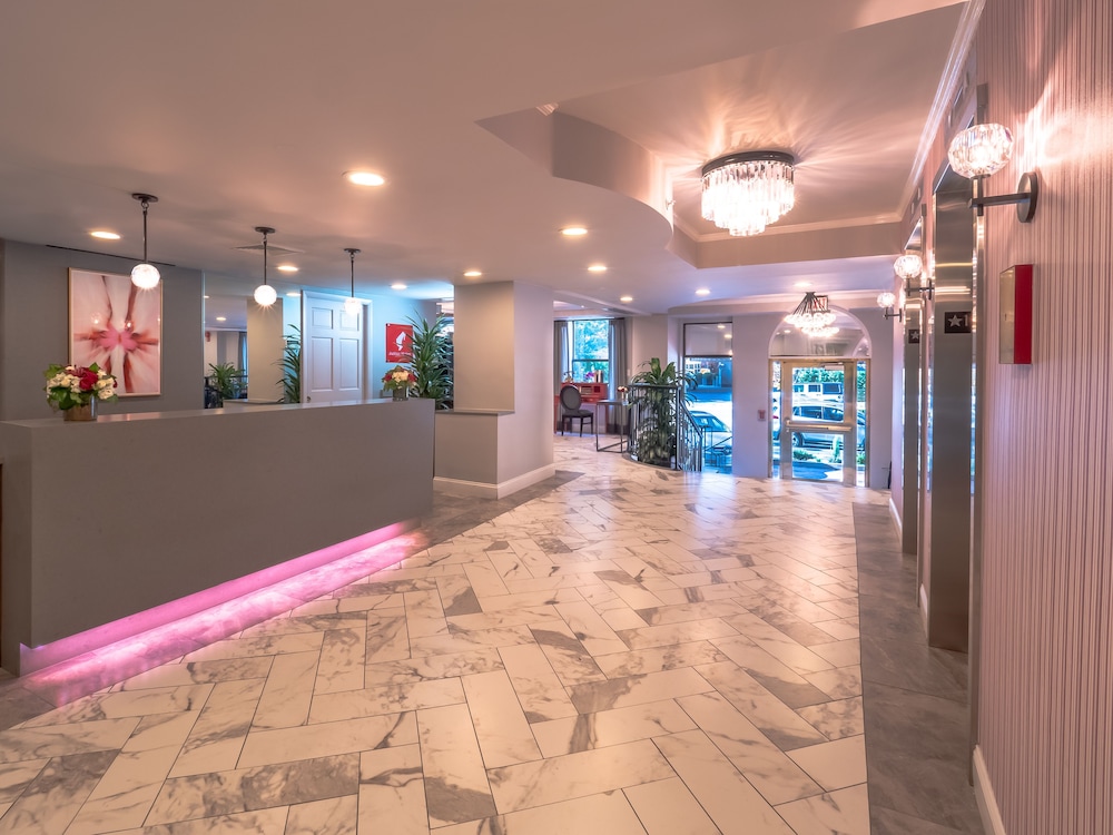 west end washington dc tapestry collection by hilton