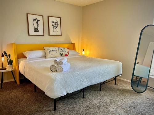 King Bed,Central, Worker-Friendly,Longstaydiscount,,3 star