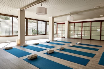 rouge hotel international