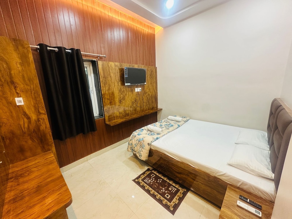 radhe krishna homestay