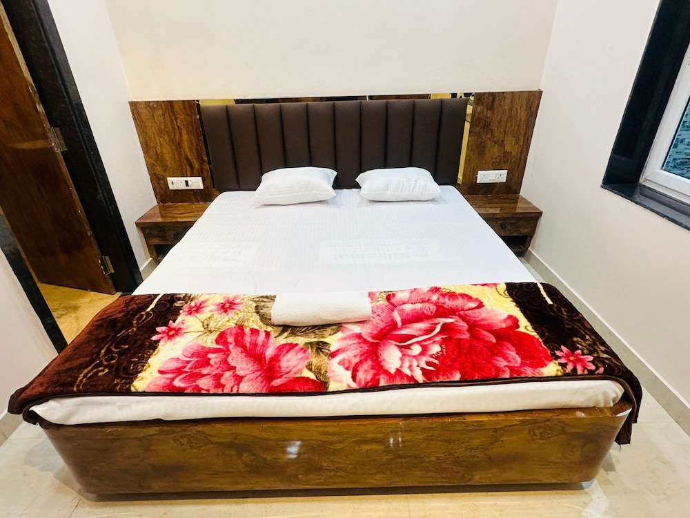 radhe krishna homestay