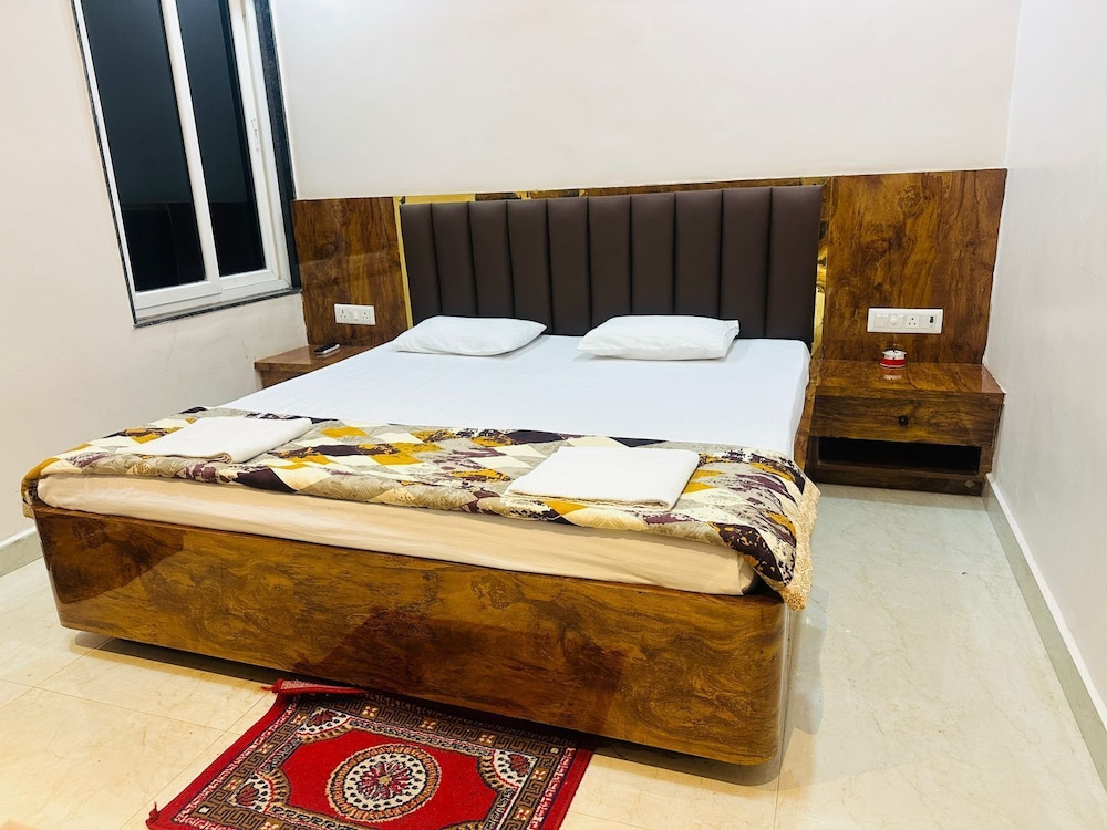 radhe krishna homestay