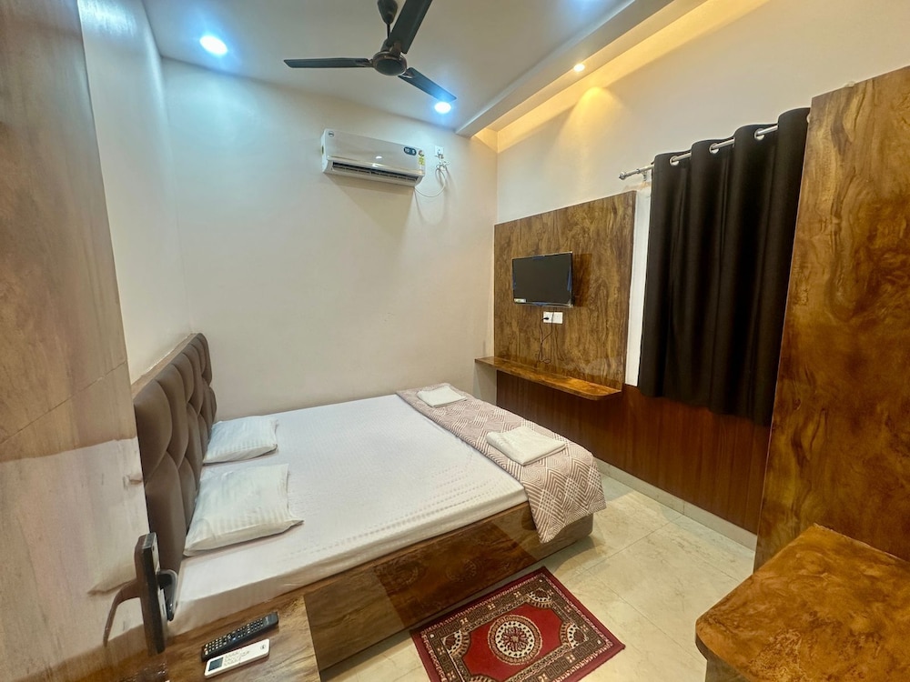 radhe krishna homestay