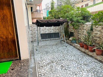 radhe krishna homestay
