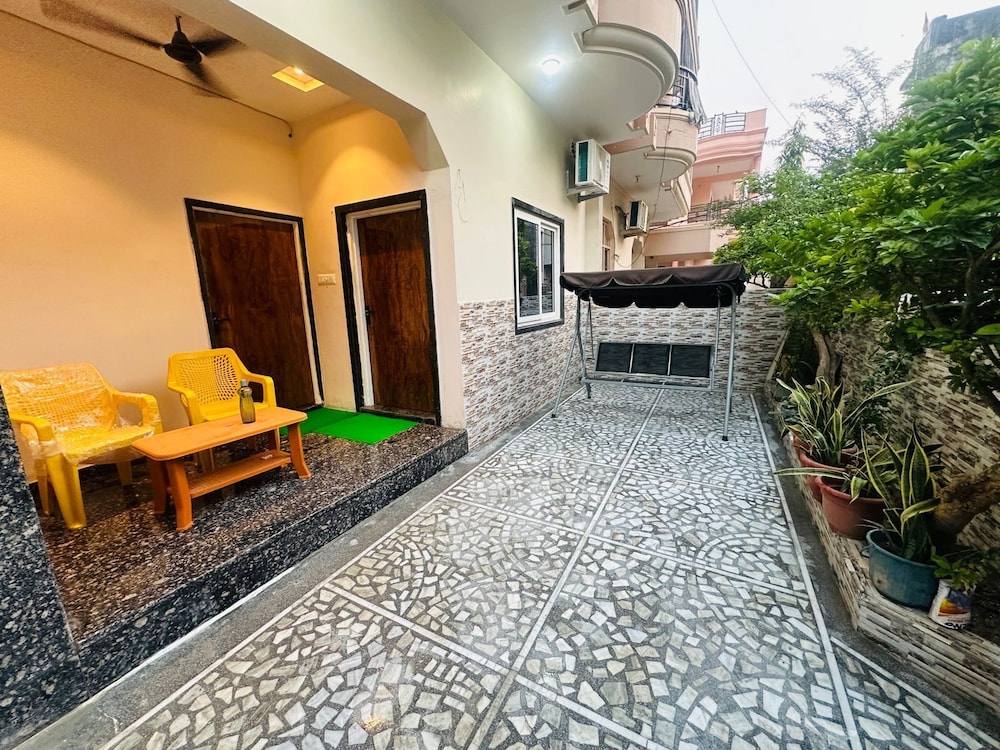 radhe krishna homestay