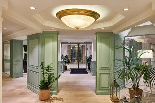 the level at the melia white house