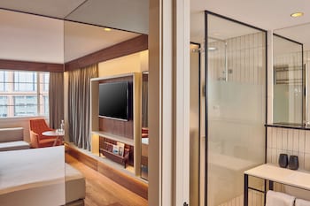 the level at the melia white house