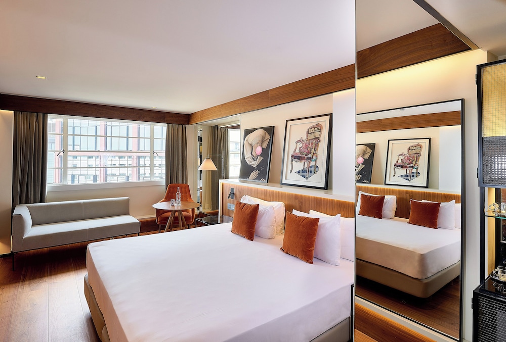 the level at the melia white house