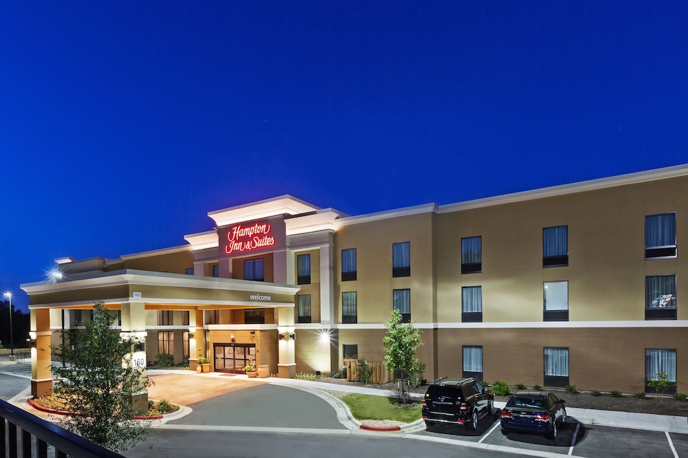 hampton inn and suites georgetown austin north
