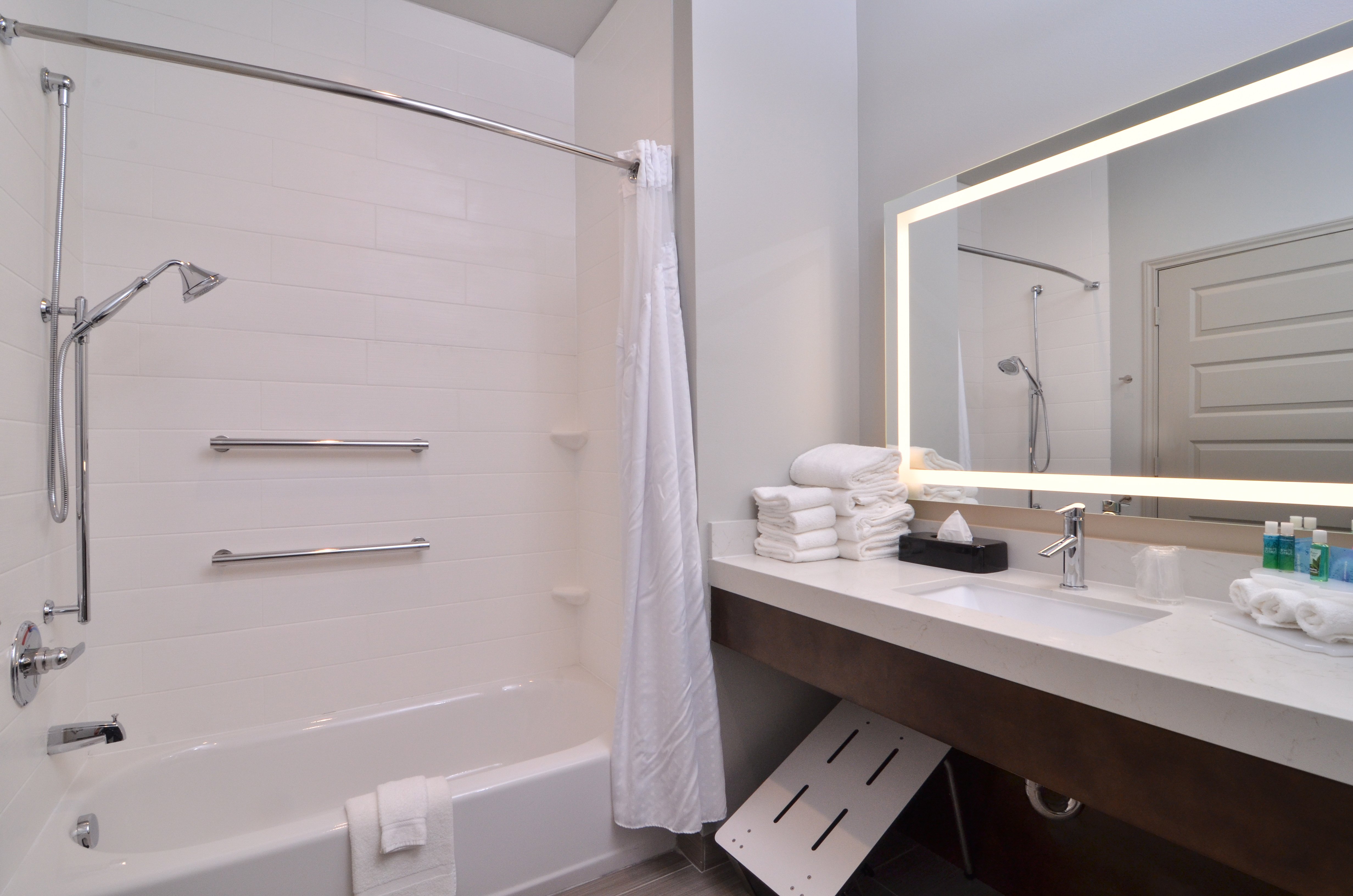 holiday inn express and suites houston e pasadena