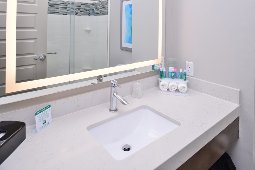holiday inn express and suites houston e pasadena