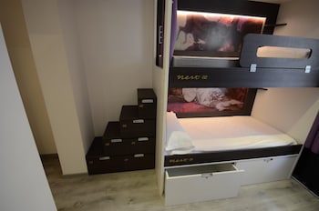 free hostels barcelona