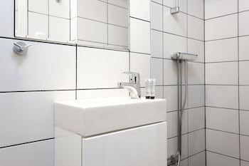 quality hotel carlia