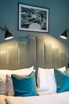 quality hotel carlia