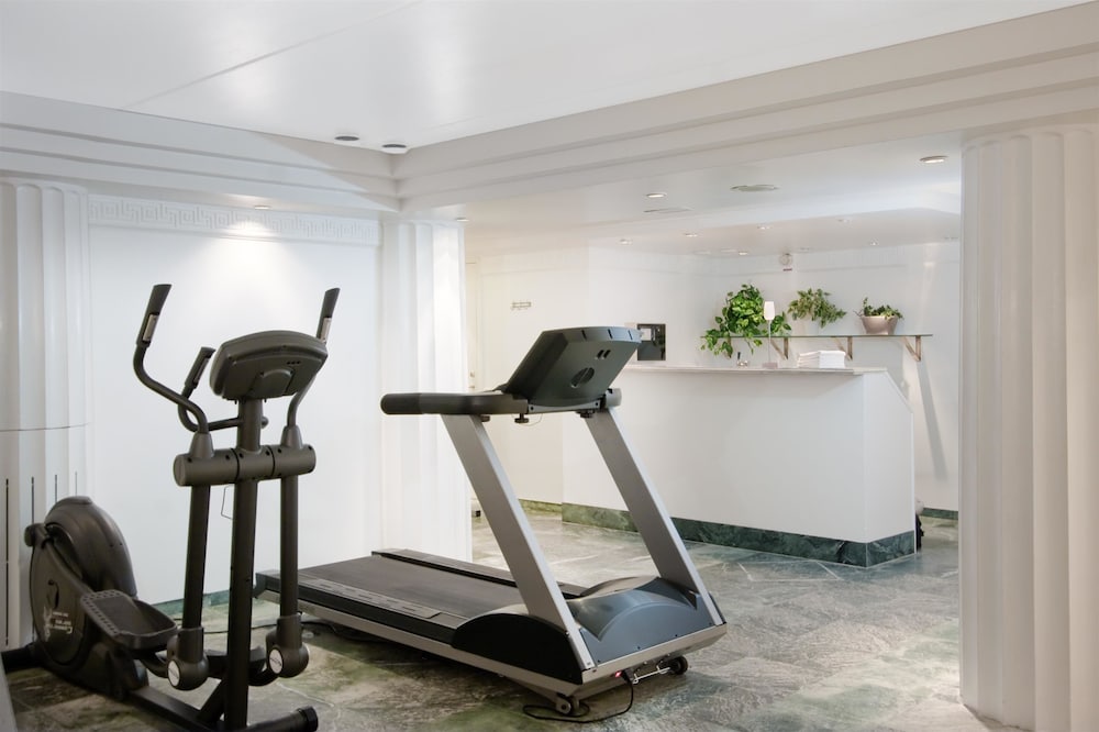 quality hotel carlia