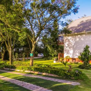 hosteria airport garden