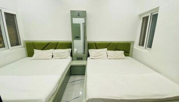 Shyam Shree Paying Guest House,,2 star