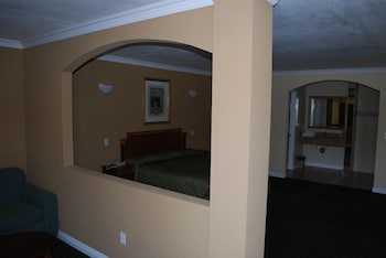walnut inn and suites west covina