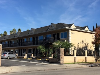 walnut inn and suites west covina