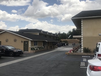 walnut inn and suites west covina