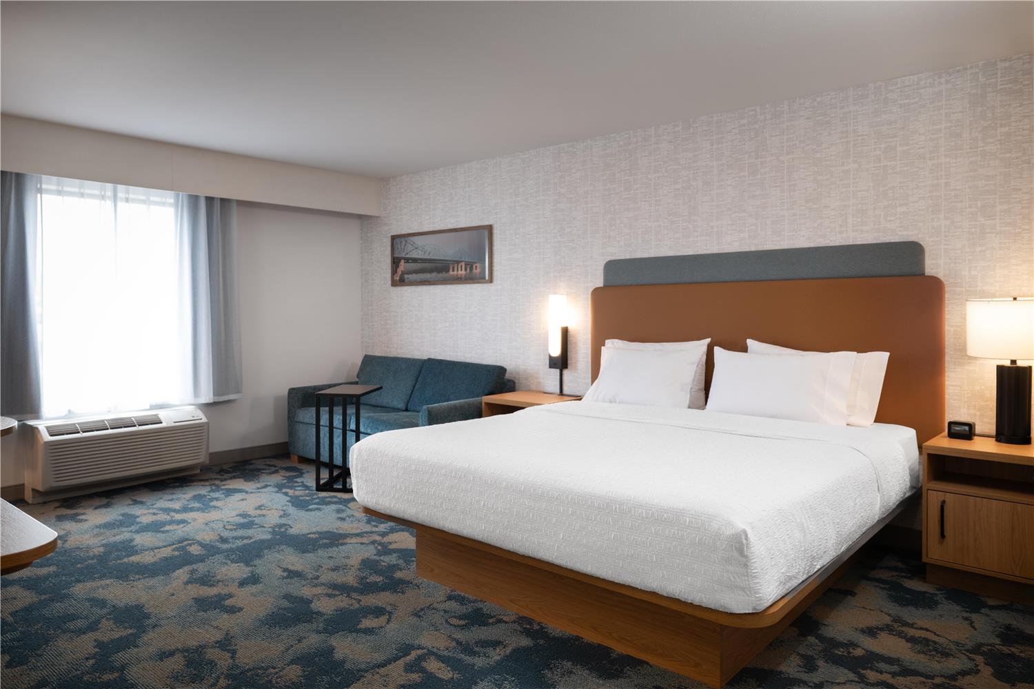 hampton inn and suites la crosse downtown