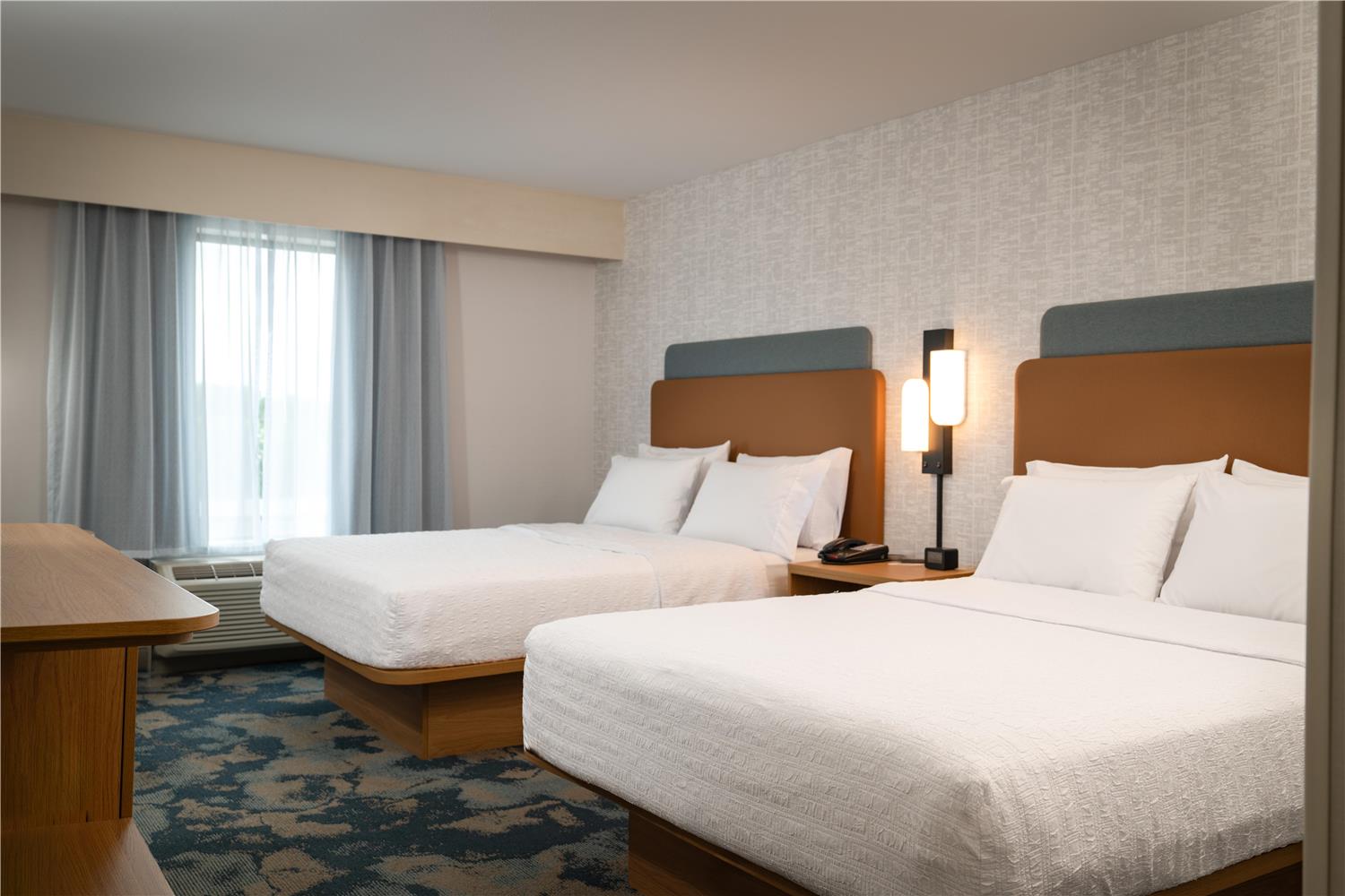hampton inn and suites la crosse downtown