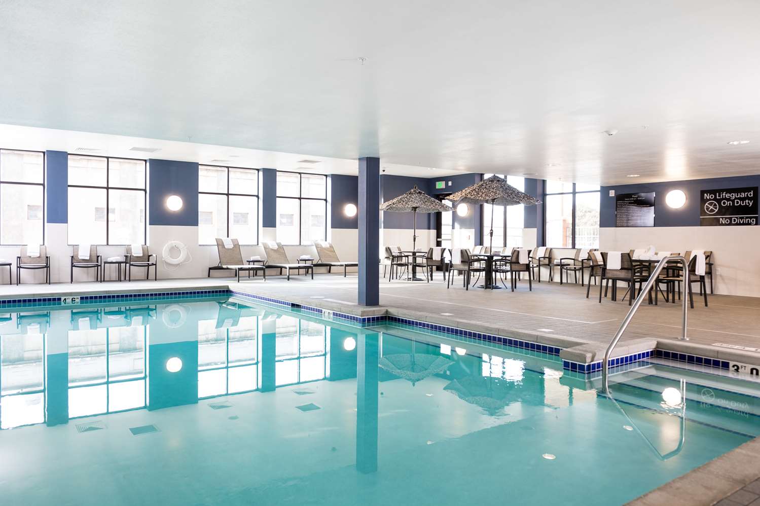hampton inn and suites la crosse downtown