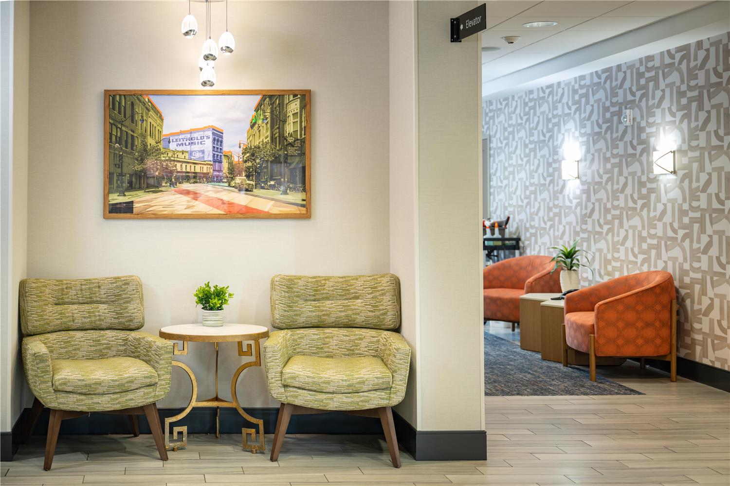 hampton inn and suites la crosse downtown