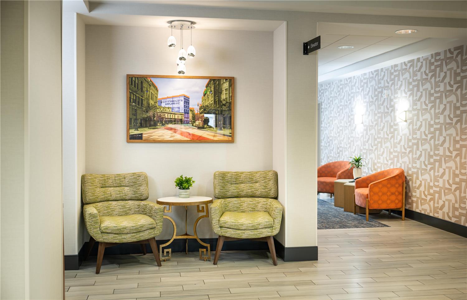hampton inn and suites la crosse downtown
