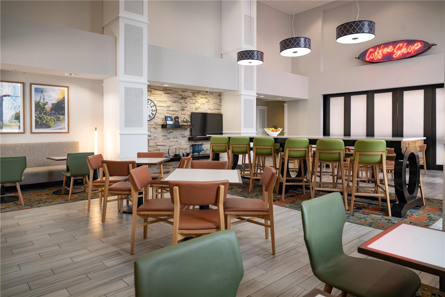 hampton inn and suites la crosse downtown