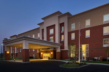 hampton inn and suites syracuse carrier circle