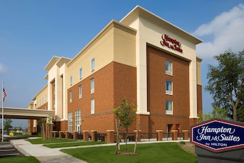 hampton inn and suites syracuse carrier circle