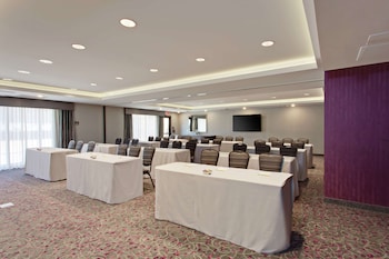 hilton garden inn irvine orange county airport