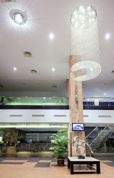 long beach hotel
