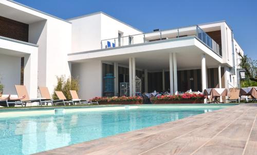 hotel maximilian