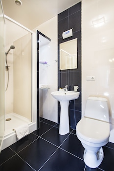 hotel status apartments